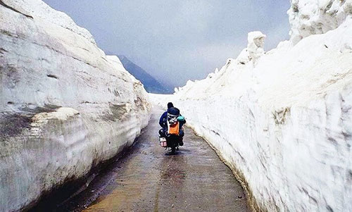 Manali_By_Volvo_Tour